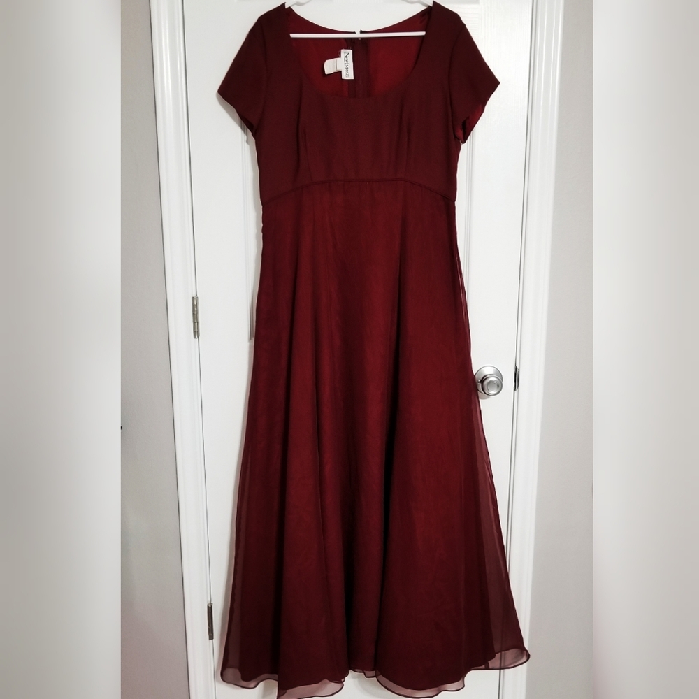 Formal wine red dress